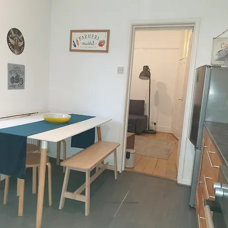 Mulberry House Excellent Central Location Courtyard Garden 3 Bedrooms Sleeps Up To 6 Public Parking In Vicinty Exeter Exterior photo