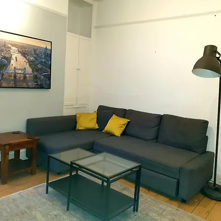 Mulberry House Excellent Central Location Courtyard Garden 3 Bedrooms Sleeps Up To 6 Public Parking In Vicinty Exeter Exterior photo