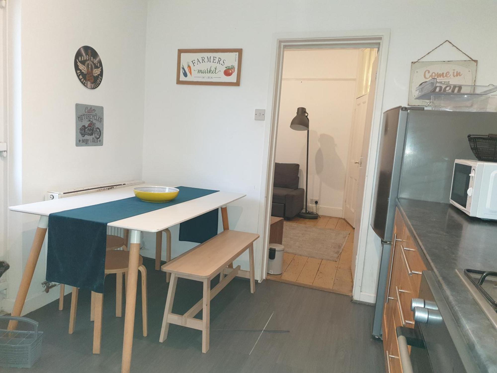Holiday home Mulberry House Excellent Location Courtyard Garden 3 Bedrooms Sleeps Up To 6 Public Parking In Vicinty Exeter